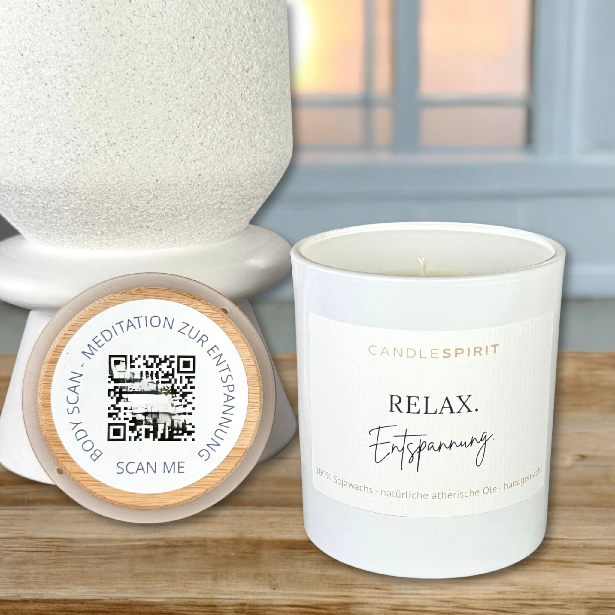 Aromatherapiekerze "RELAX, Entspannung" Ansicht 2 mit Meditation 