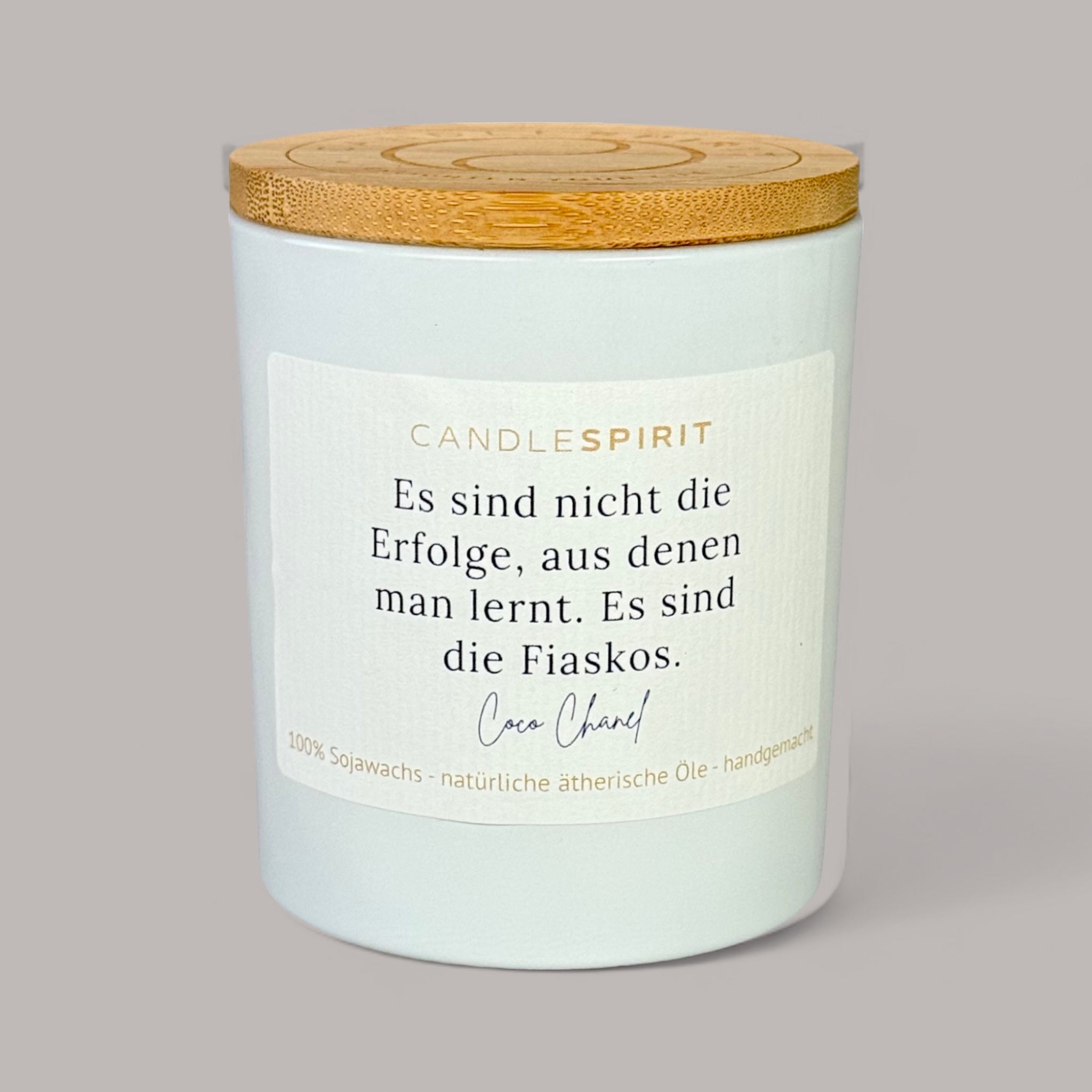 "Es sind nicht die Erfolge, aus denen man lernt, es sind die Fiaskos. Coco Chanel" | Aromatherapie Kerze