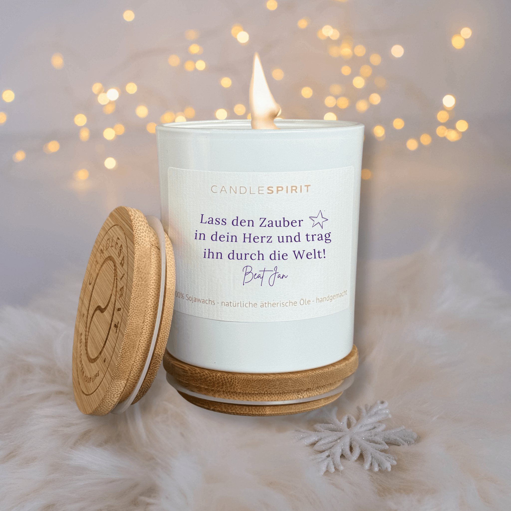 "Lass den Zauber in Dein Herz und trag ihn durch die Welt! Beat Jan" | Aromatherapie Kerze Duft WINTERZAUBER | Meditation Winterreise im Bambusdeckel