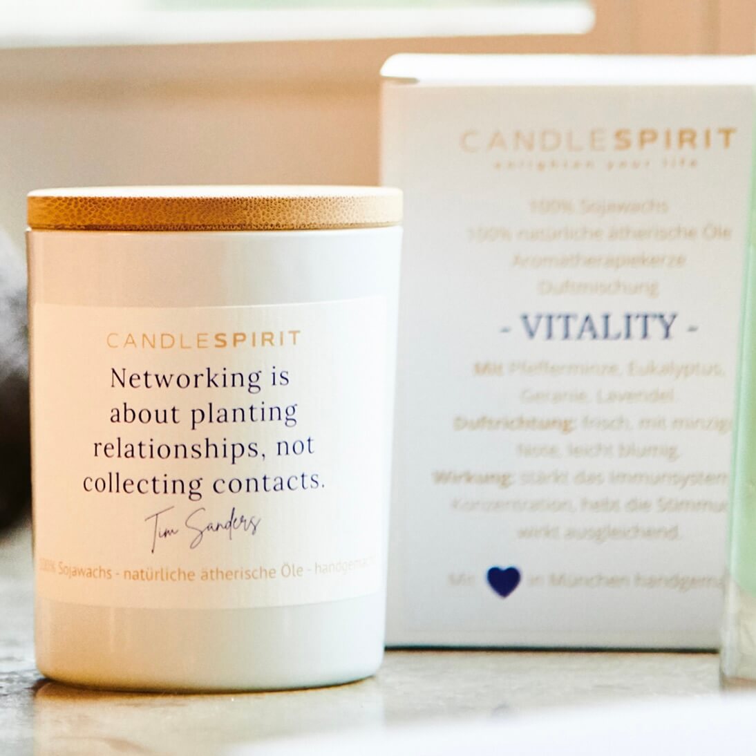 "Networking is about planting relationships, not collecting contacts. Tim Sanders" | Aromatherapie Kerze